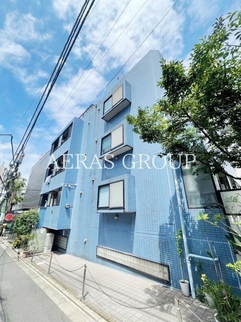 1K Mansion in Shibuya, Tokyo — photo 3 of 3