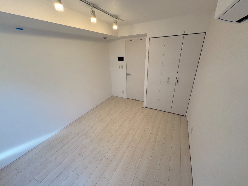1K Mansion in Shibuya, Tokyo — photo 3 of 3