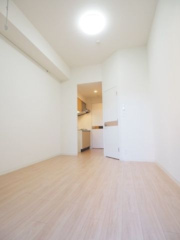 1K Mansion in Shibuya, Tokyo — photo 3 of 3