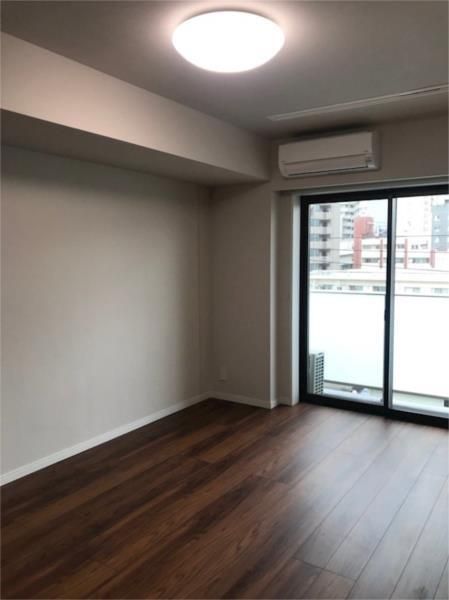 1K Mansion in Shibuya, Tokyo - Image 1