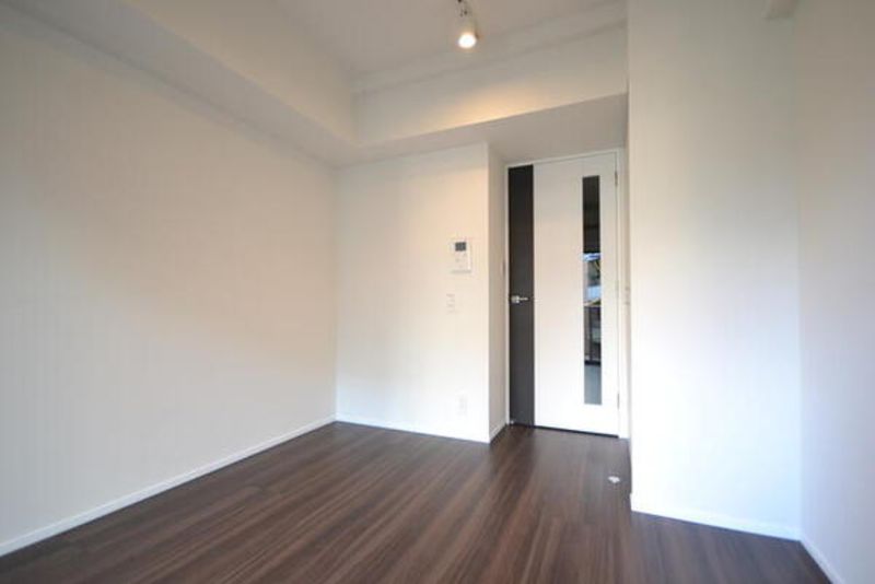 1K Mansion in Shibuya, Tokyo — photo 3 of 3