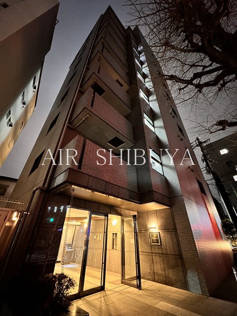 1K Mansion in Shibuya, Tokyo - Image 1