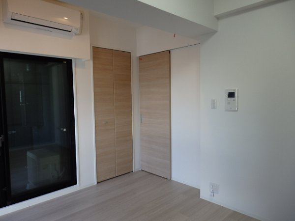 1K Mansion in Shibuya, Tokyo — photo 3 of 3