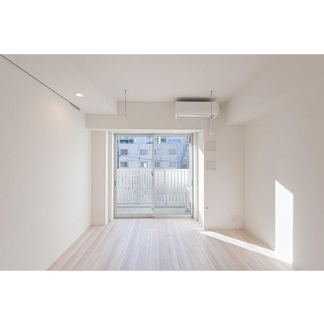 1K Mansion in Shinjuku, Tokyo — photo 3 of 3
