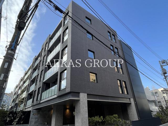 1K Mansion in Shinjuku, Tokyo - Image 1
