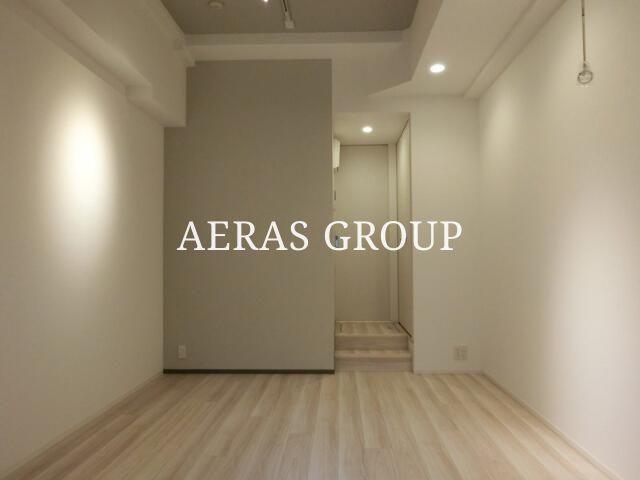 1K Mansion in Toshima, Tokyo — photo 3 of 3
