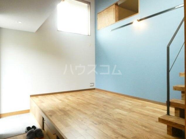 1LDK Apartment in Meguro, Tokyo — photo 3 of 3