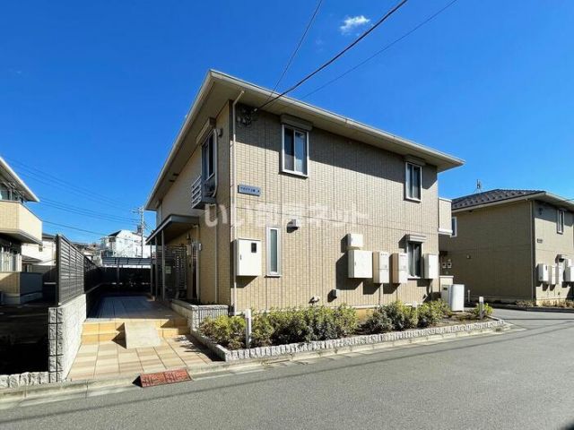 1LDK Apartment in Nakano, Tokyo - Image 1
