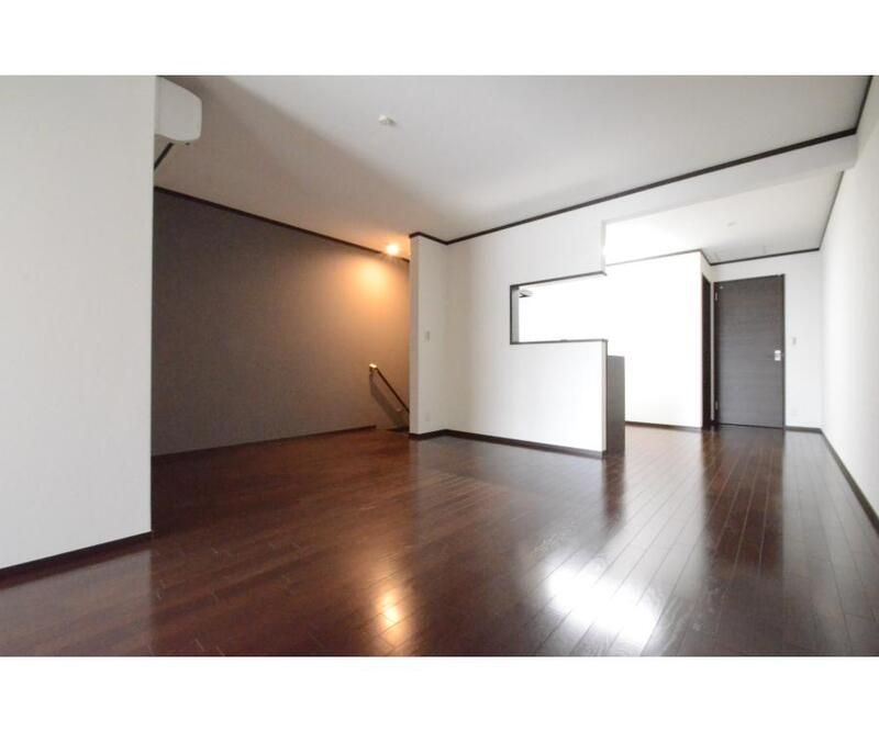 1LDK Apartment in Setagaya, Tokyo - Image 1