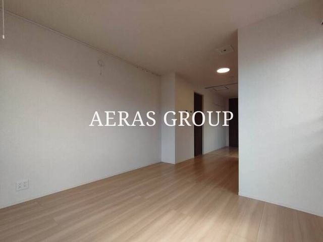 1LDK Apartment in Suginami, Tokyo — photo 3 of 3