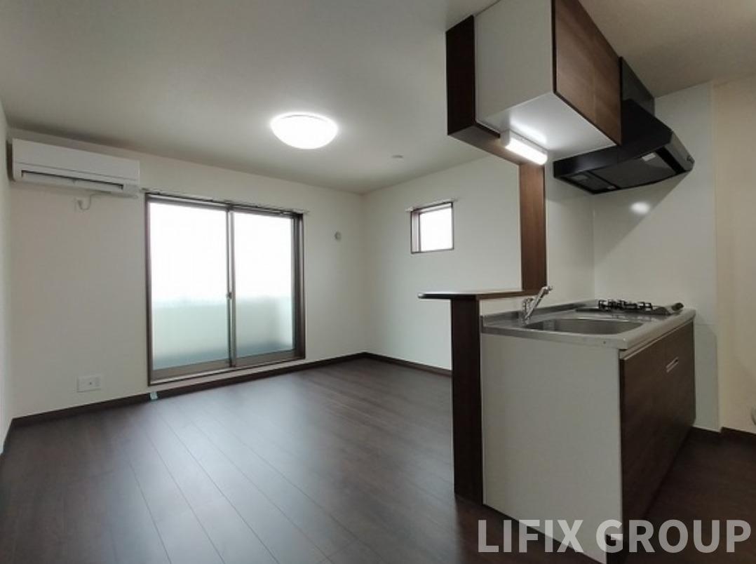 1LDK Apartment in Toshima, Tokyo — photo 3 of 3