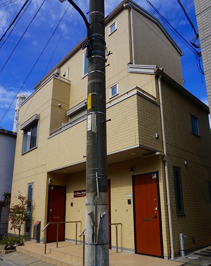 1LDK Apartment in Toshima, Tokyo - Image 1