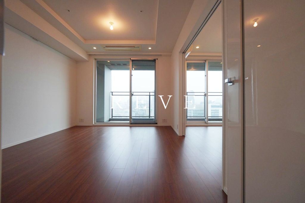 1LDK Mansion in Chiyoda, Tokyo — photo 3 of 3