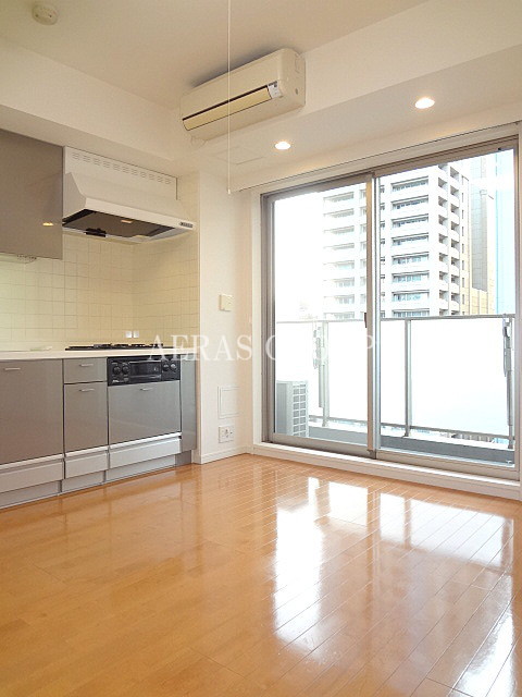 1LDK Mansion in Chiyoda, Tokyo — photo 3 of 3