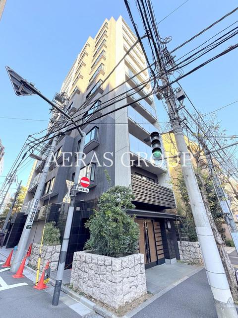1LDK Mansion in Chiyoda, Tokyo