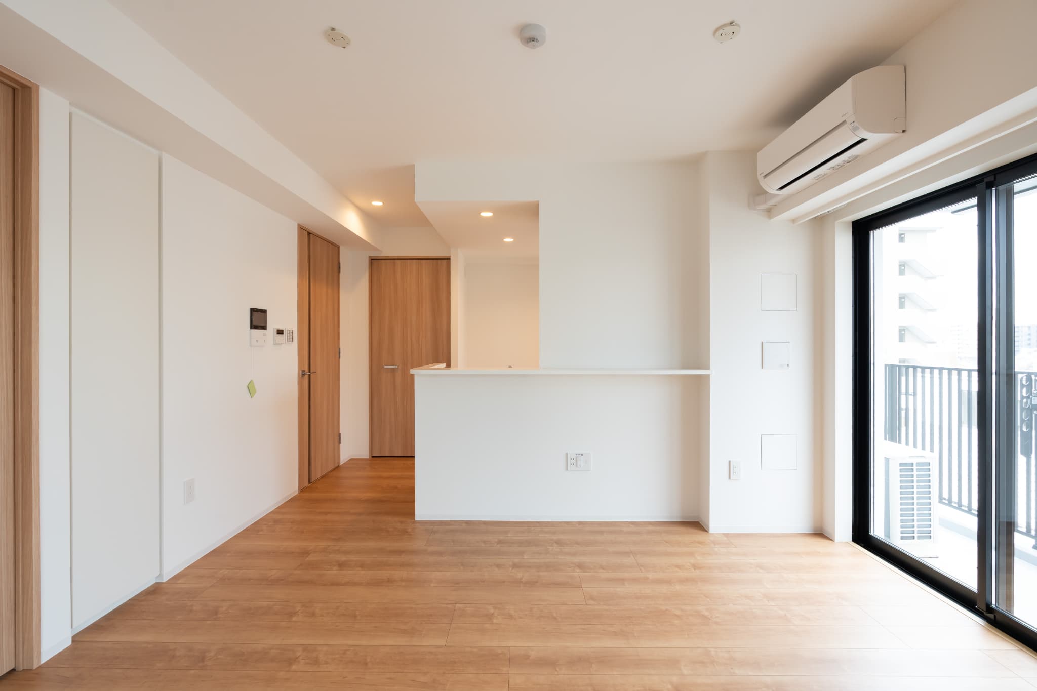 1LDK Mansion in Chiyoda, Tokyo — photo 3 of 3