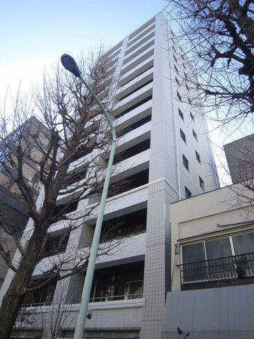 1LDK Mansion in Chiyoda, Tokyo