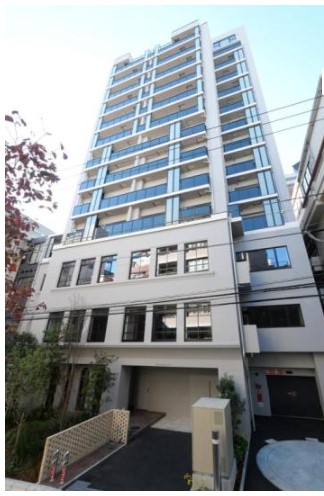 1LDK Mansion in Chiyoda, Tokyo - Image 1