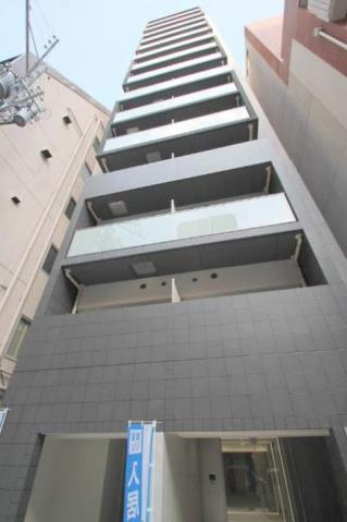 1LDK Mansion in Chuo-ku, Osaka - Image 1