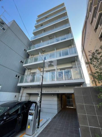 1LDK Mansion in Chuo-ku, Osaka - Image 1