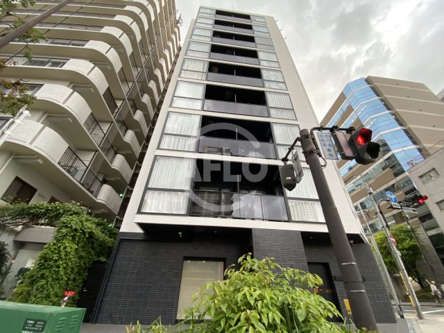 1LDK Mansion in Kita-ku, Osaka - Image 1