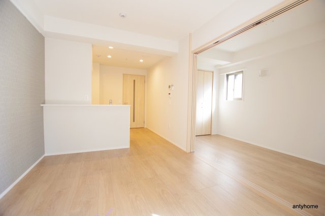 1LDK Mansion in Kita-ku, Osaka — photo 3 of 3