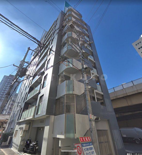 1LDK Mansion in Kita-ku, Osaka - Image 1