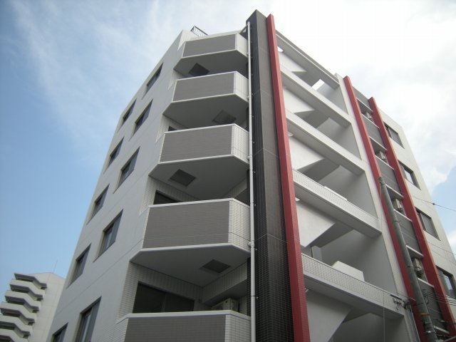 1LDK Mansion in Kita-ku, Osaka - Image 1