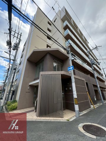 1LDK Mansion in Kita-ku, Osaka - Image 1