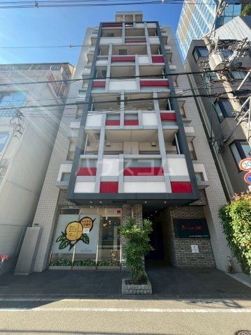 1LDK Mansion in Kita-ku, Osaka - Image 1