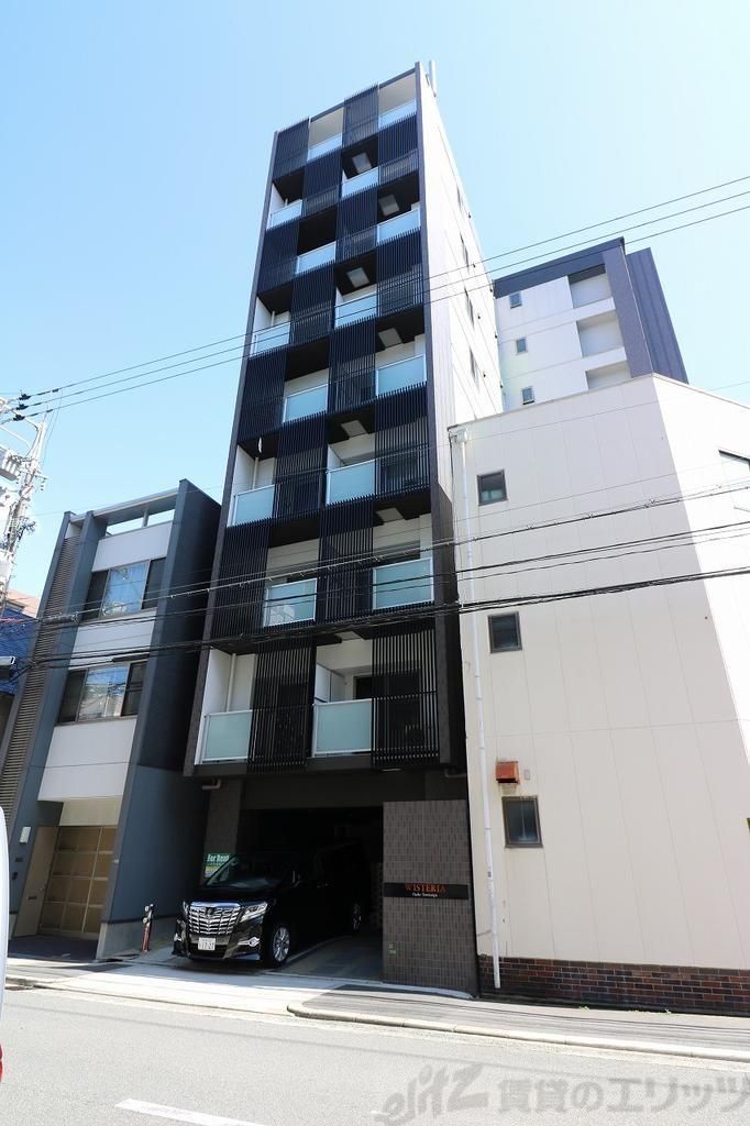 1LDK Mansion in Kita-ku, Osaka - Image 1