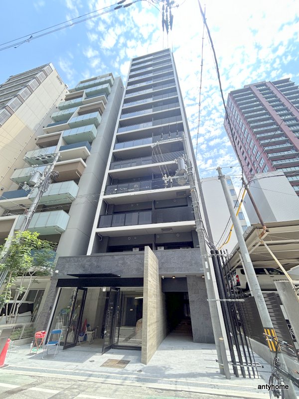 1LDK Mansion in Kita-ku, Osaka - Image 1