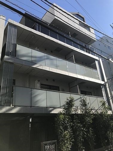 1LDK Mansion in Meguro, Tokyo - Image 1