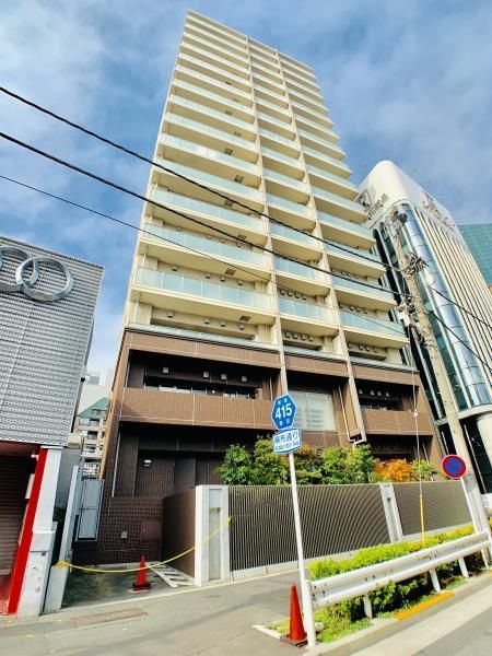 1LDK Mansion in Minato, Tokyo - Image 1