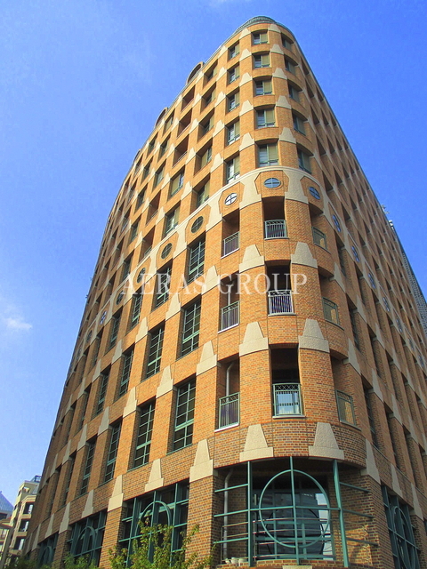 1LDK Mansion in Minato, Tokyo - Image 1