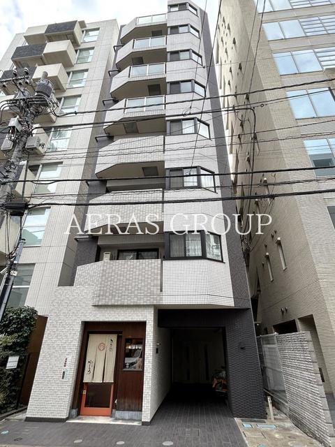 1LDK Mansion in Minato, Tokyo