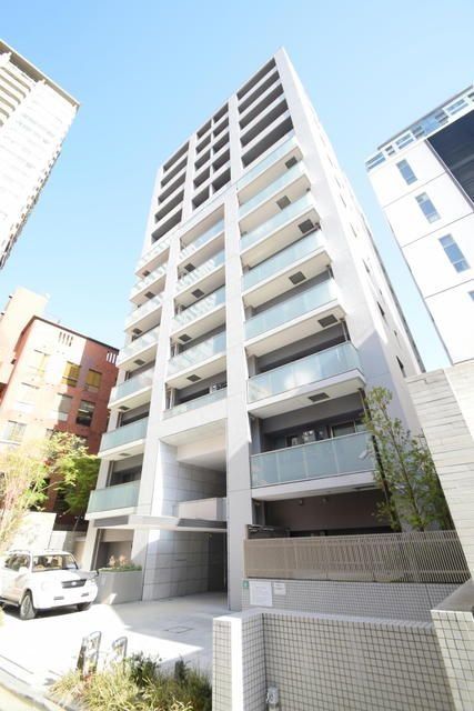 1LDK Mansion in Minato, Tokyo - Image 1