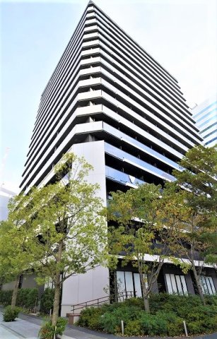 1LDK Mansion in Minato, Tokyo - Image 1