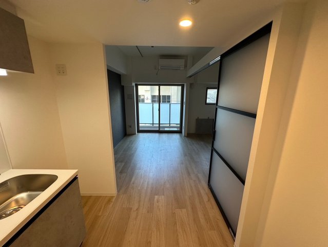 1LDK Mansion in Naniwa-ku, Osaka