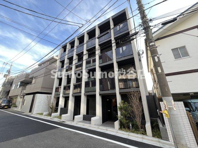 1LDK Mansion in Setagaya, Tokyo - Image 1