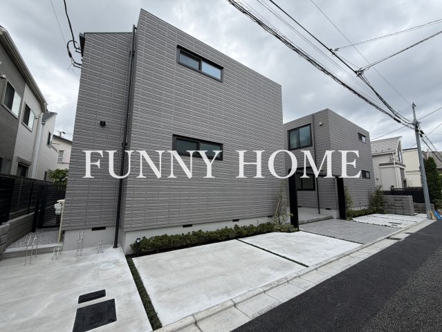 1LDK Mansion in Setagaya, Tokyo - Image 1