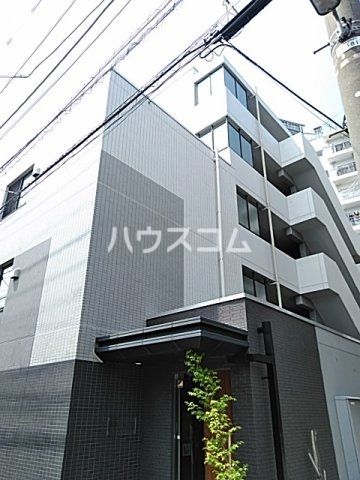 1LDK Mansion in Setagaya, Tokyo - Image 1
