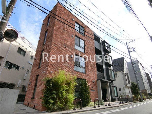 1LDK Mansion in Setagaya, Tokyo - Image 1