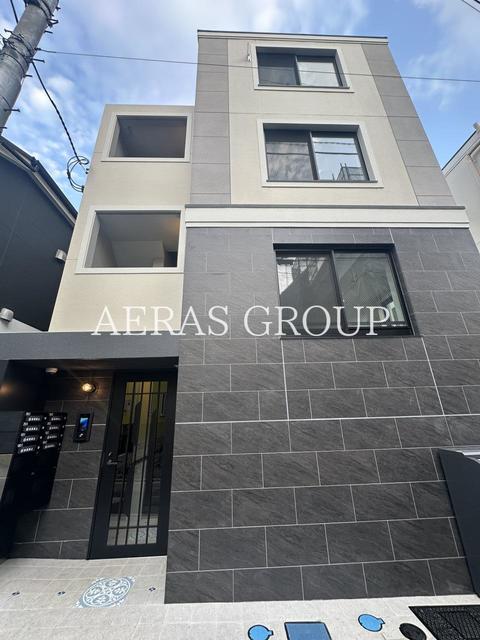 1LDK Mansion in Shibuya, Tokyo - Image 1