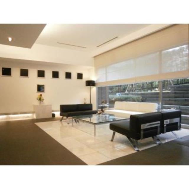 1LDK Mansion in Shibuya, Tokyo