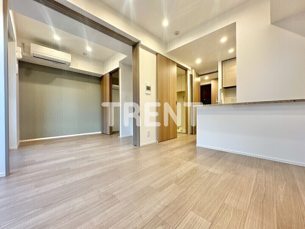 1LDK Mansion in Shibuya, Tokyo — photo 3 of 3