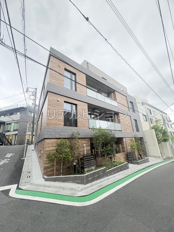 1LDK Mansion in Shibuya, Tokyo