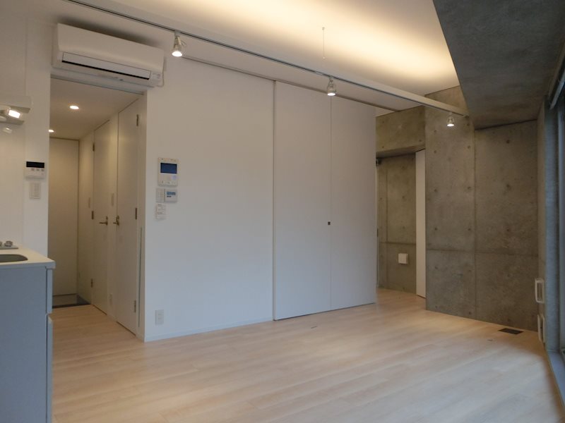 1LDK Mansion in Shibuya, Tokyo — photo 3 of 3
