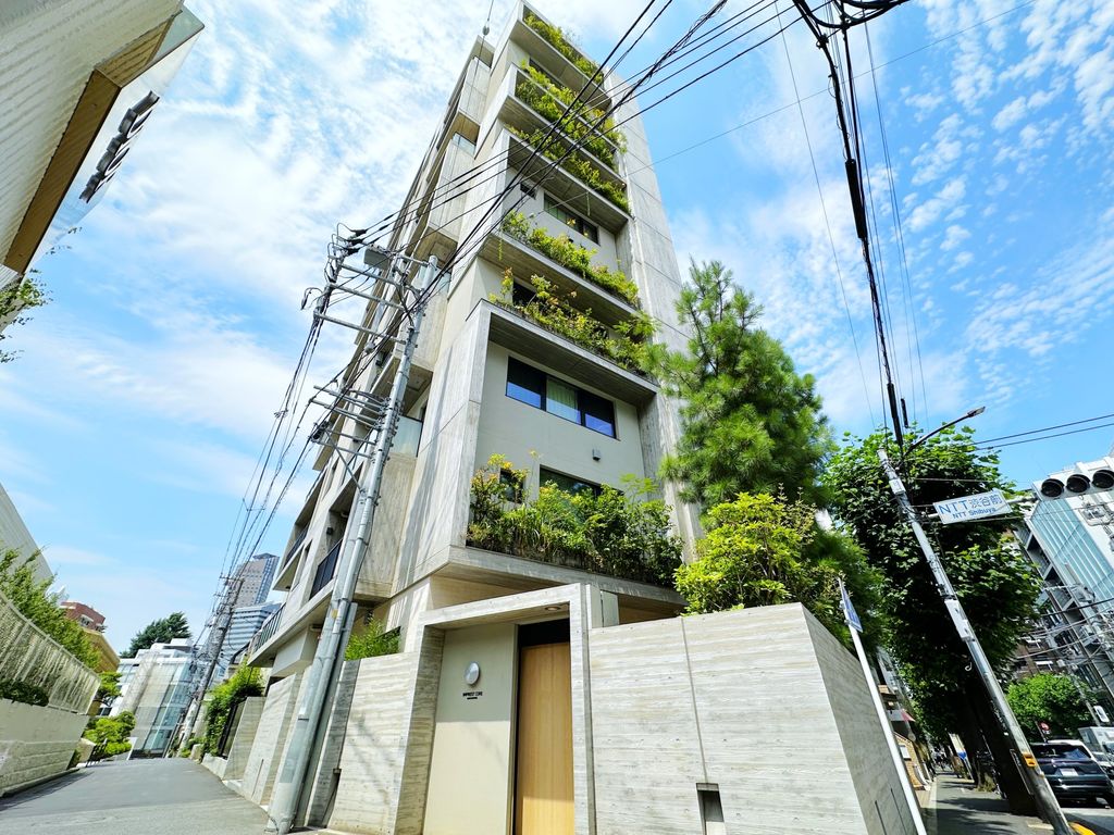 1LDK Mansion in Shibuya, Tokyo