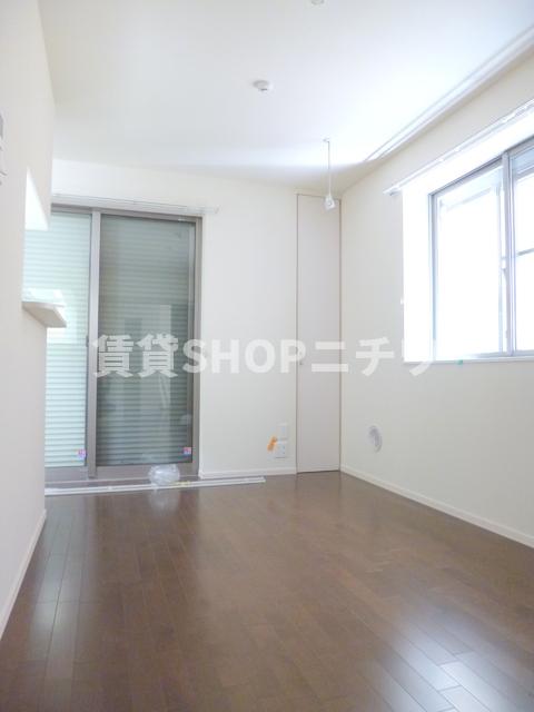 1LDK Mansion in Shibuya, Tokyo — photo 3 of 3